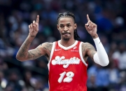 莫兰特三巨头联手，西亚卡姆得分突破，复出首战轰40分冲击季后赛！的简单介绍